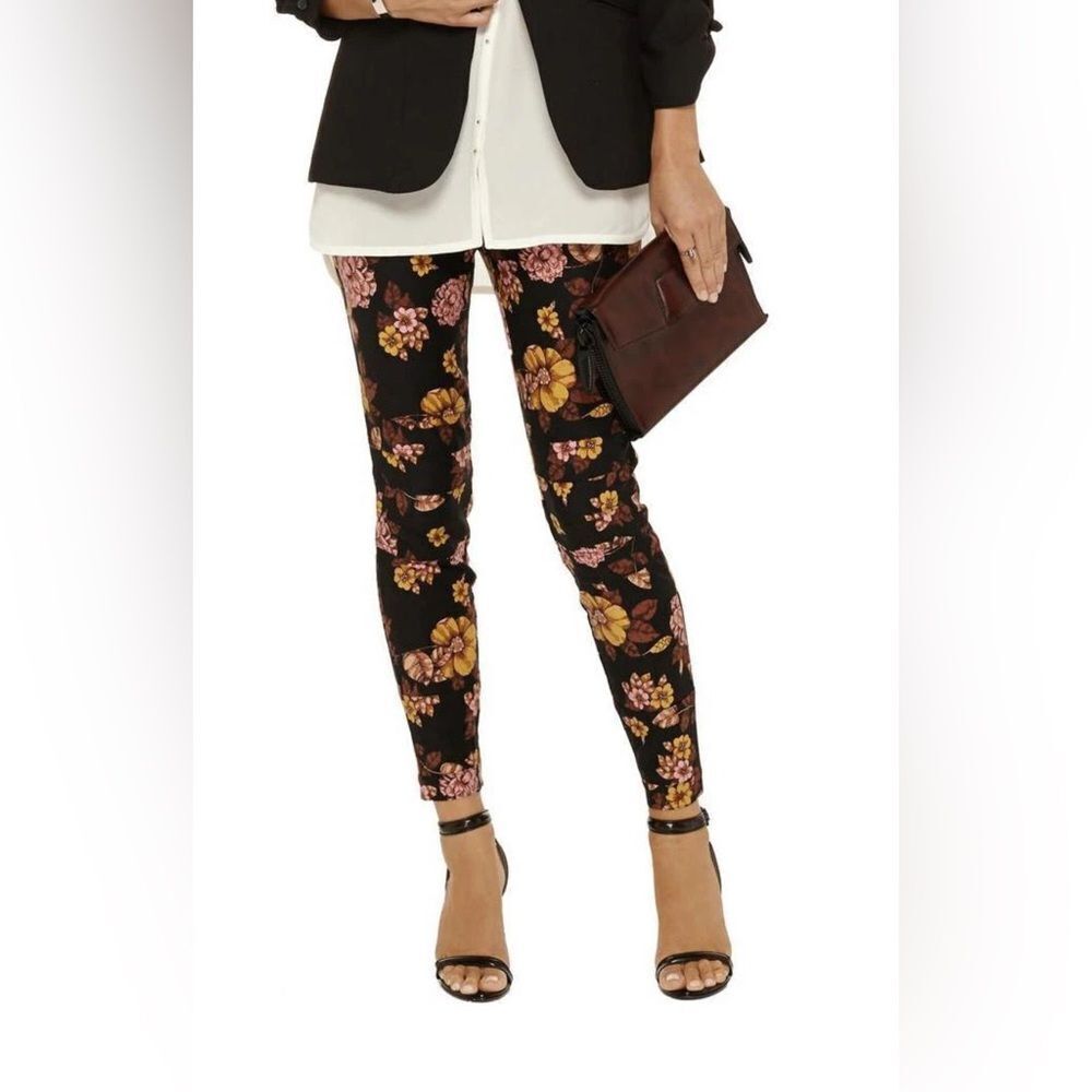 Elizabeth and James Lohmann Floral Skinny Pants Size 6